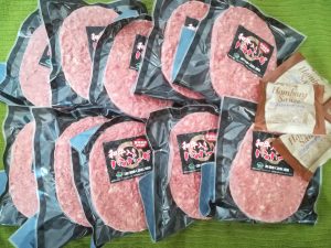 ソースもついています